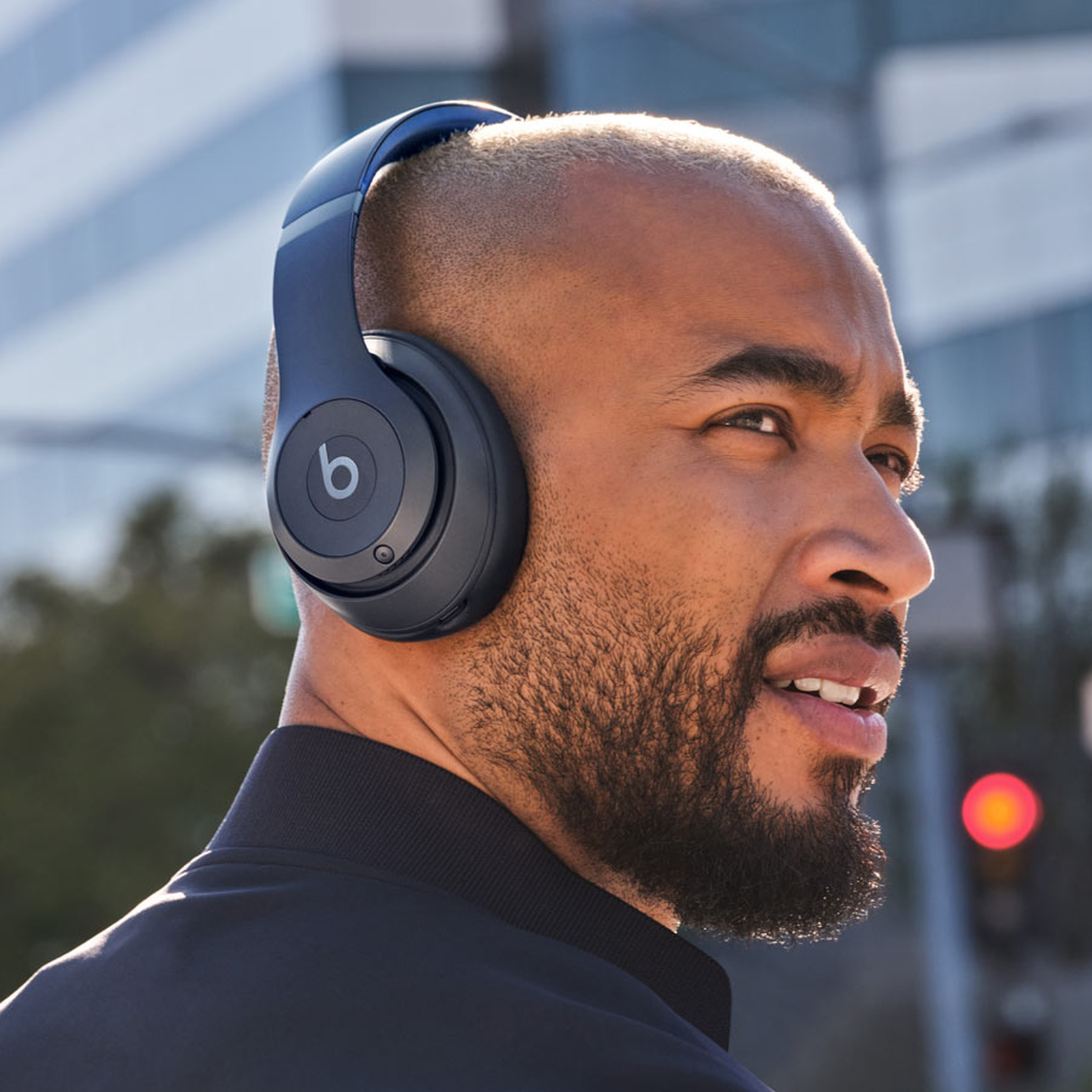 beats Studio Pro Bluetooth Headphone with Mic (Active Noise Cancellation, Over Ear, Navy) beats Studio Pro Bluetooth Headphone with Mic (Active Noise Cancellation, Over Ear, Navy)